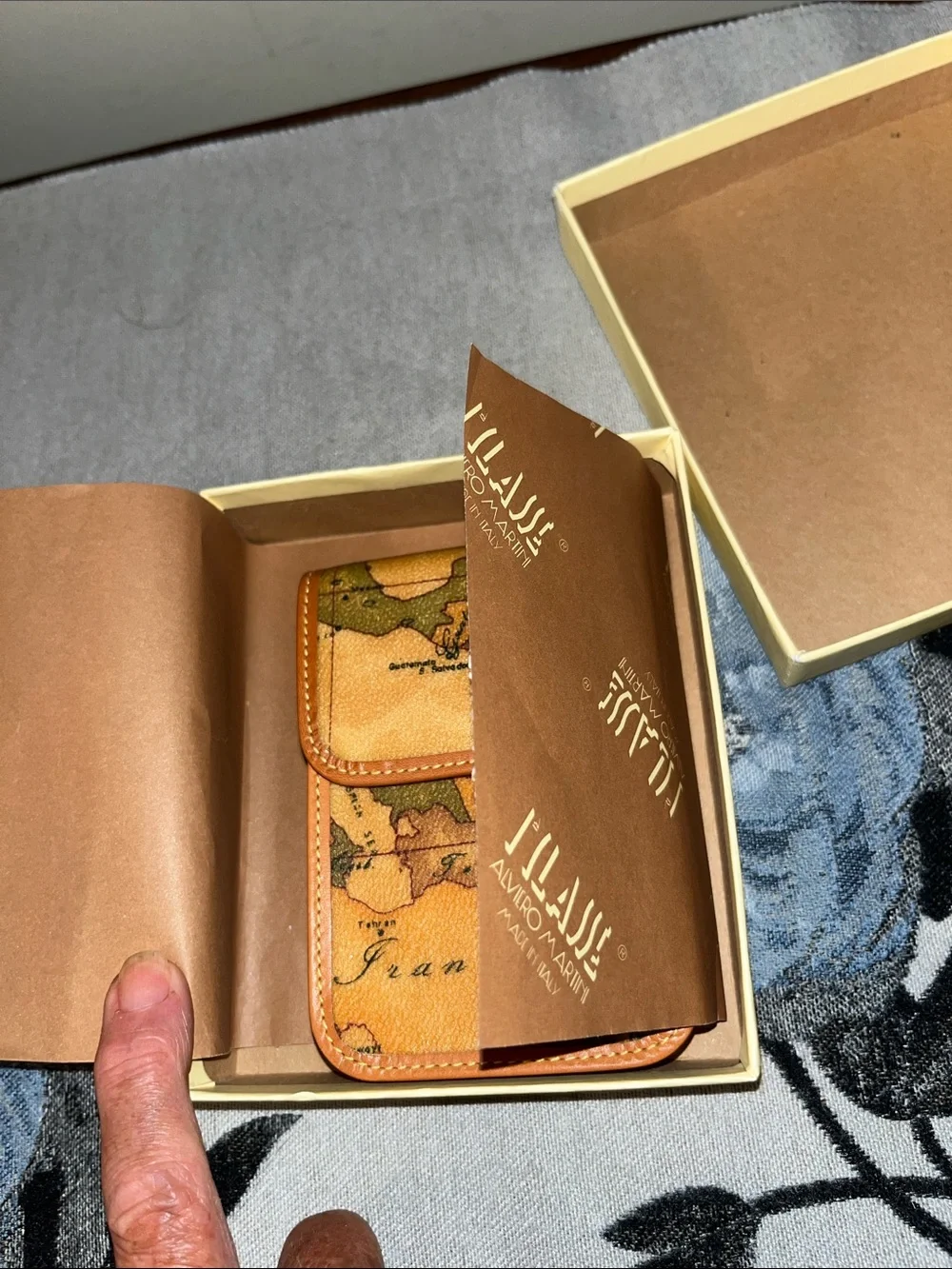 Alviero Martini leather pouch